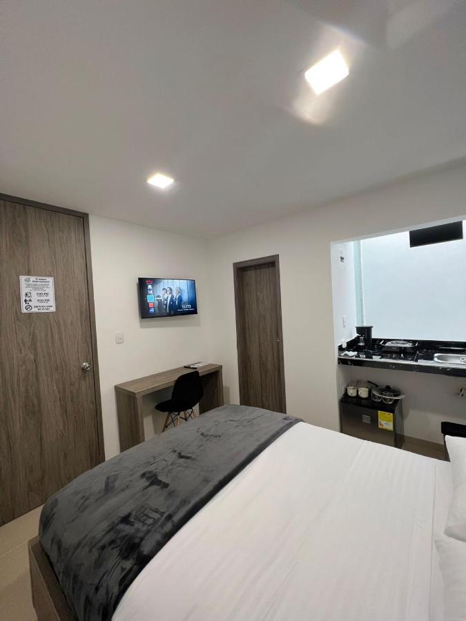 Hotel Boutique Bussines Center Кали Екстериор снимка