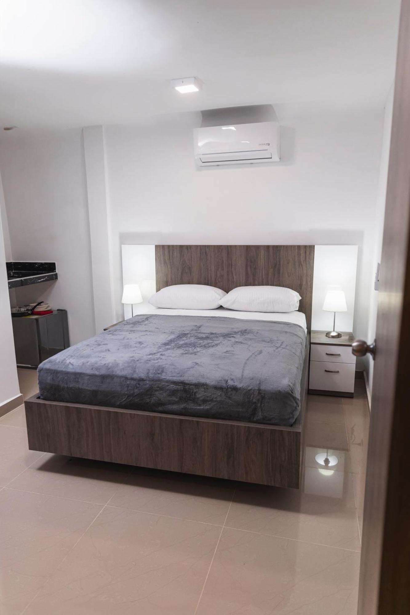 Hotel Boutique Bussines Center Кали Екстериор снимка
