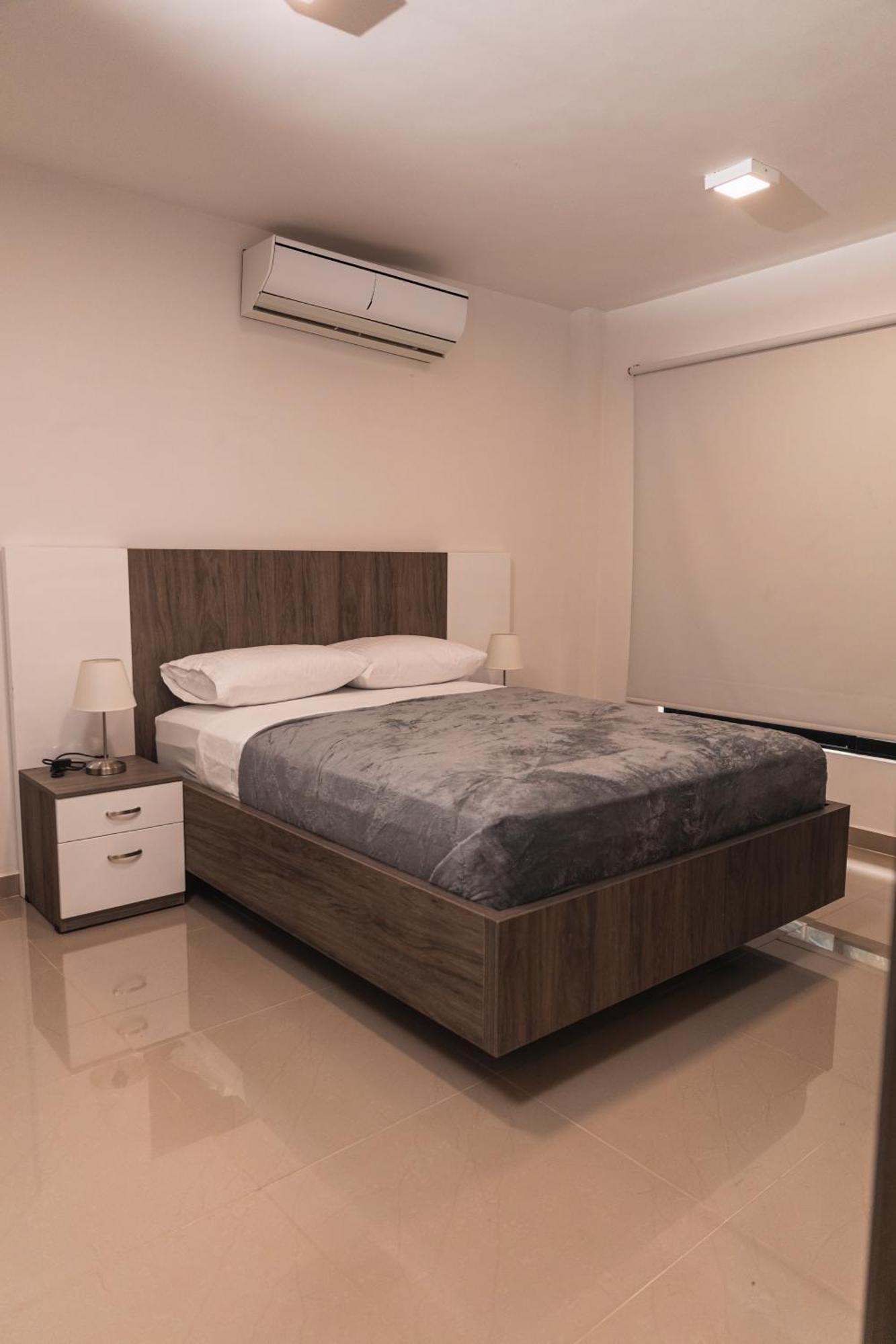 Hotel Boutique Bussines Center Кали Екстериор снимка